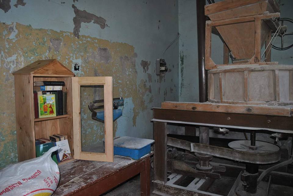 Creative mini libraries installed in Georgia’s cities and villages geotv.ge